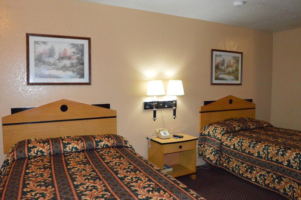 Delux Inn Талса Номер фото