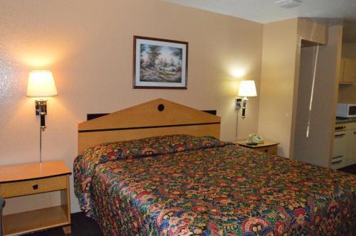 Delux Inn Талса Экстерьер фото